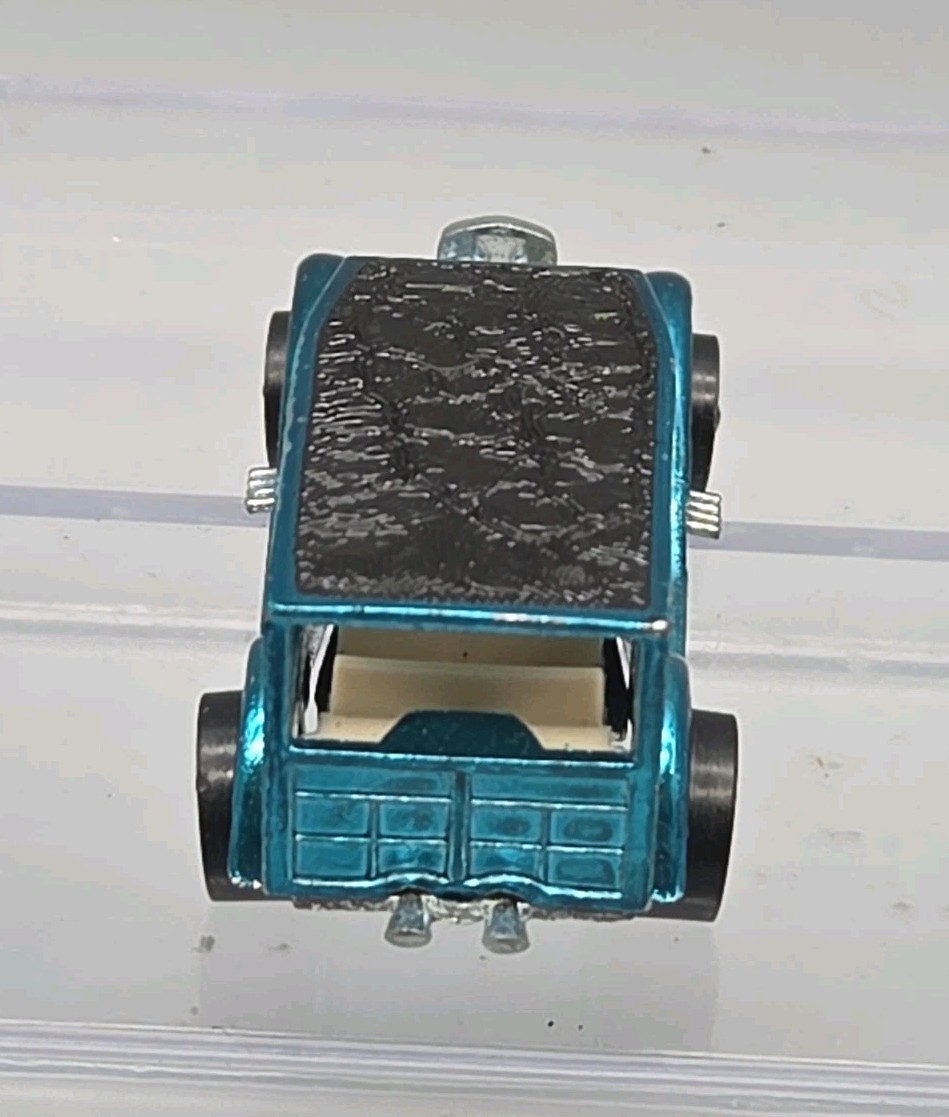 Hot Wheels Redline 1969 Classic Ford Woody US Aqua