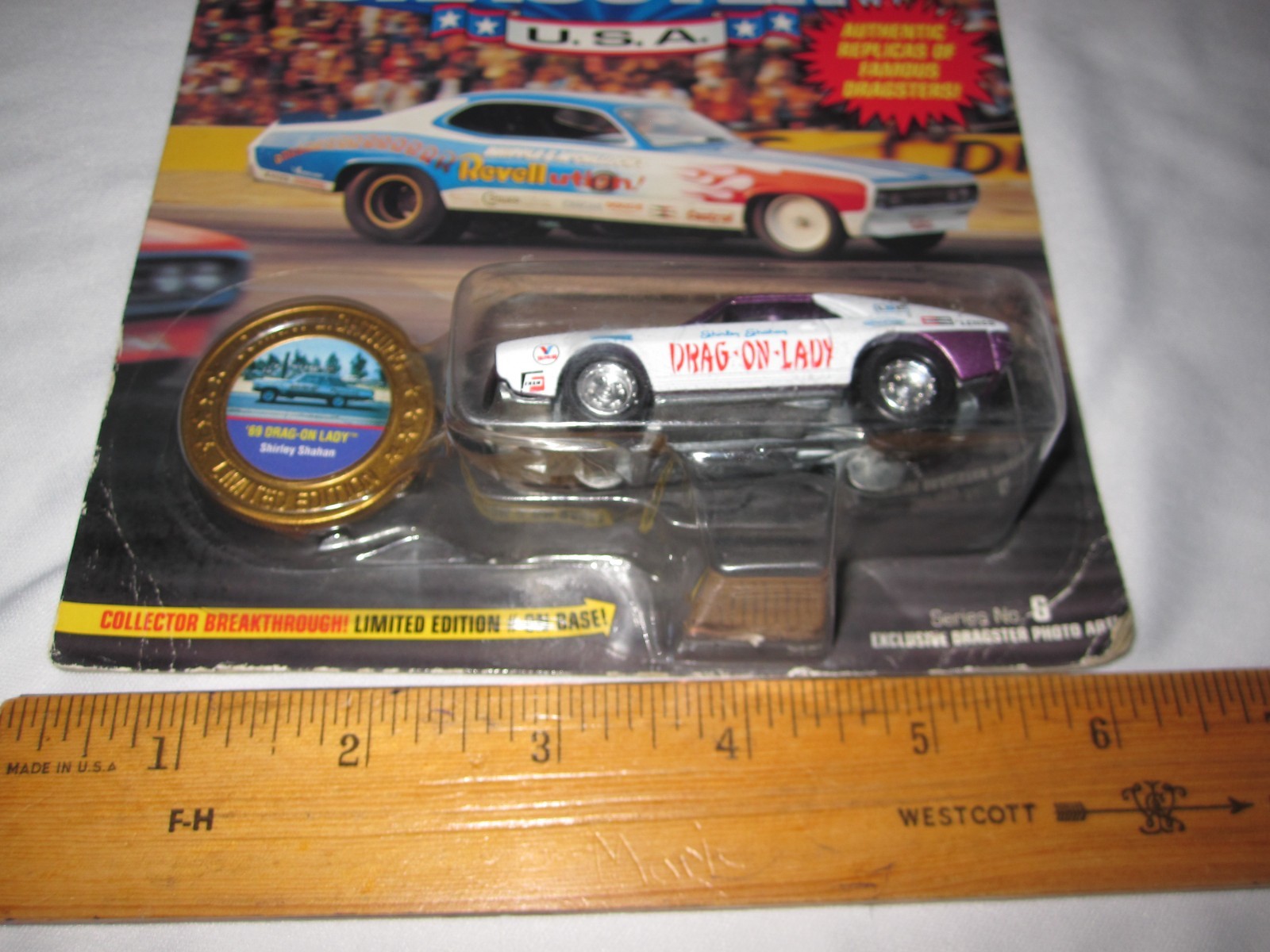 Johnny Lightning Dragsters ’69 Drag-On-Lady