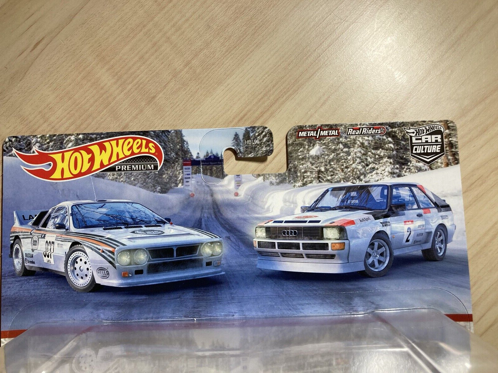 Hot wheels ’84 Audi Sport Quattro and Lancia Rally 037 2 car pack on Real Riders