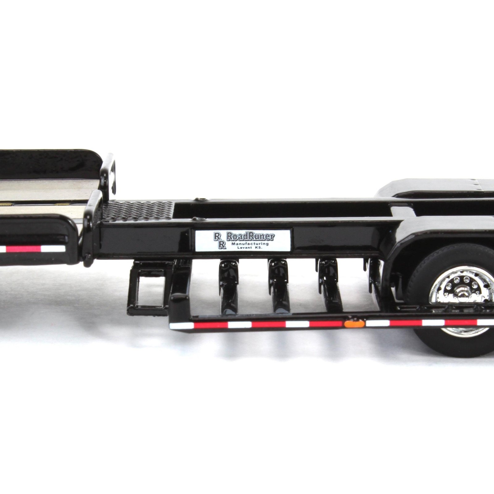 1/64 RoadRuner Manufacturing Model 4000 Sprayer Trailer Diecast Masters 71127
