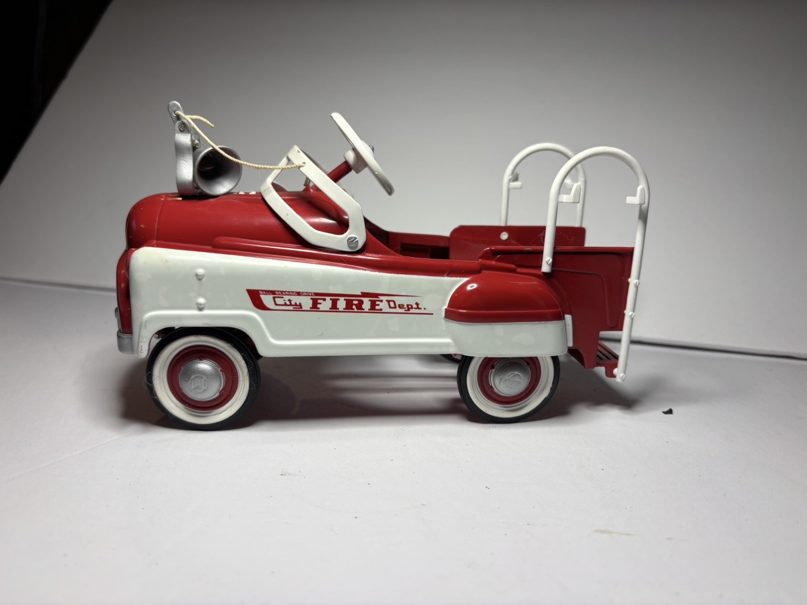 Vintage Hallmark Kiddie Car Classics Die-Cast Metal Replicas Lot of 8