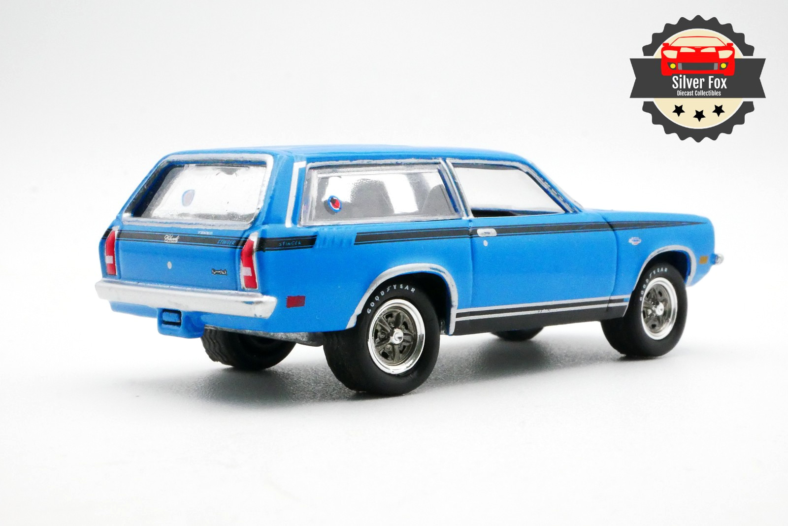 1972 CHEVROLET VEGA STATION WAGON BLUE 1/64 SCALE DIECAST COLLECTOR MODEL CAR