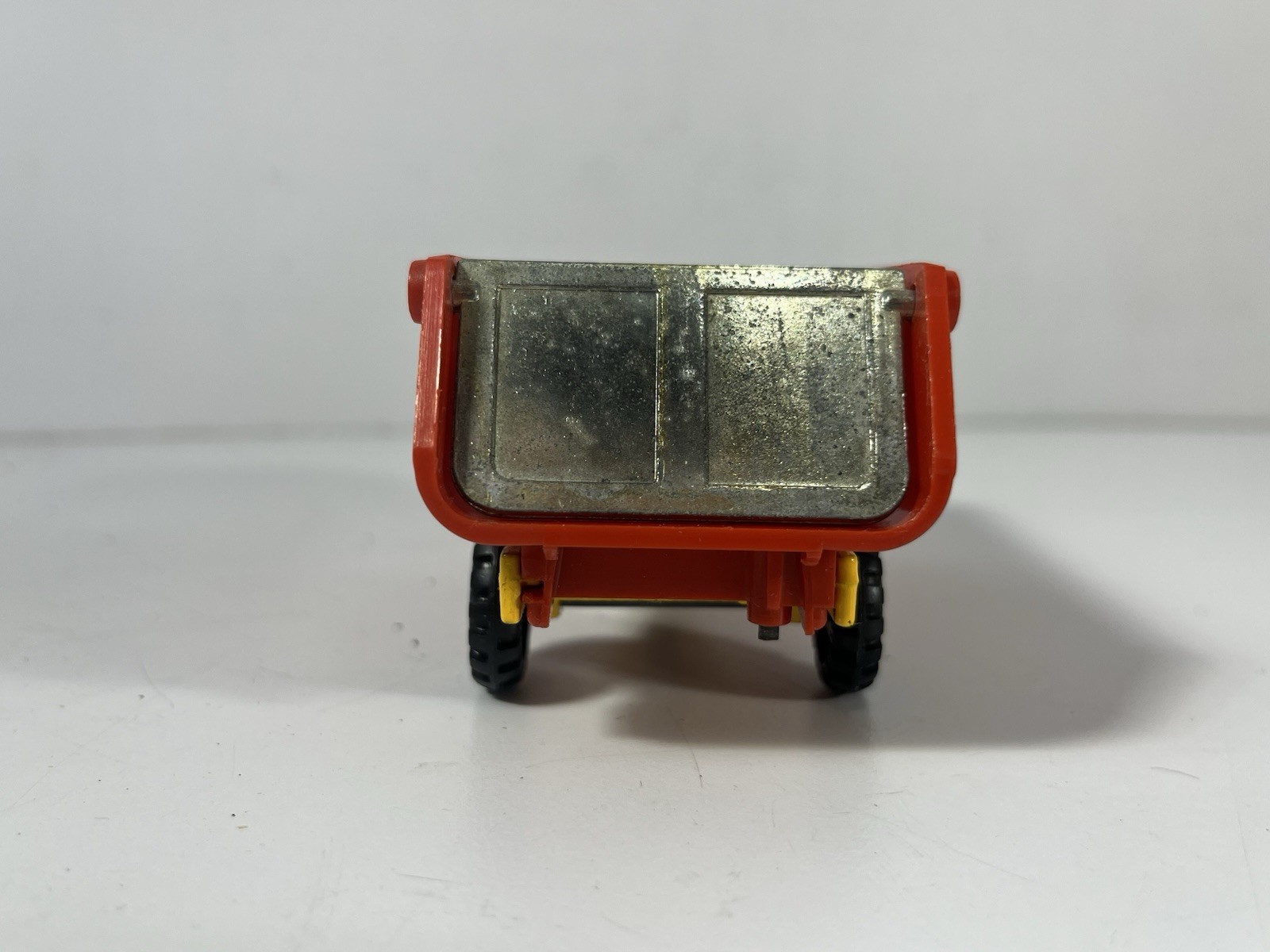 Corgi Farm Trailer Die Cast/Plastic No 56 Working, Red And Yellow Rare 1/43