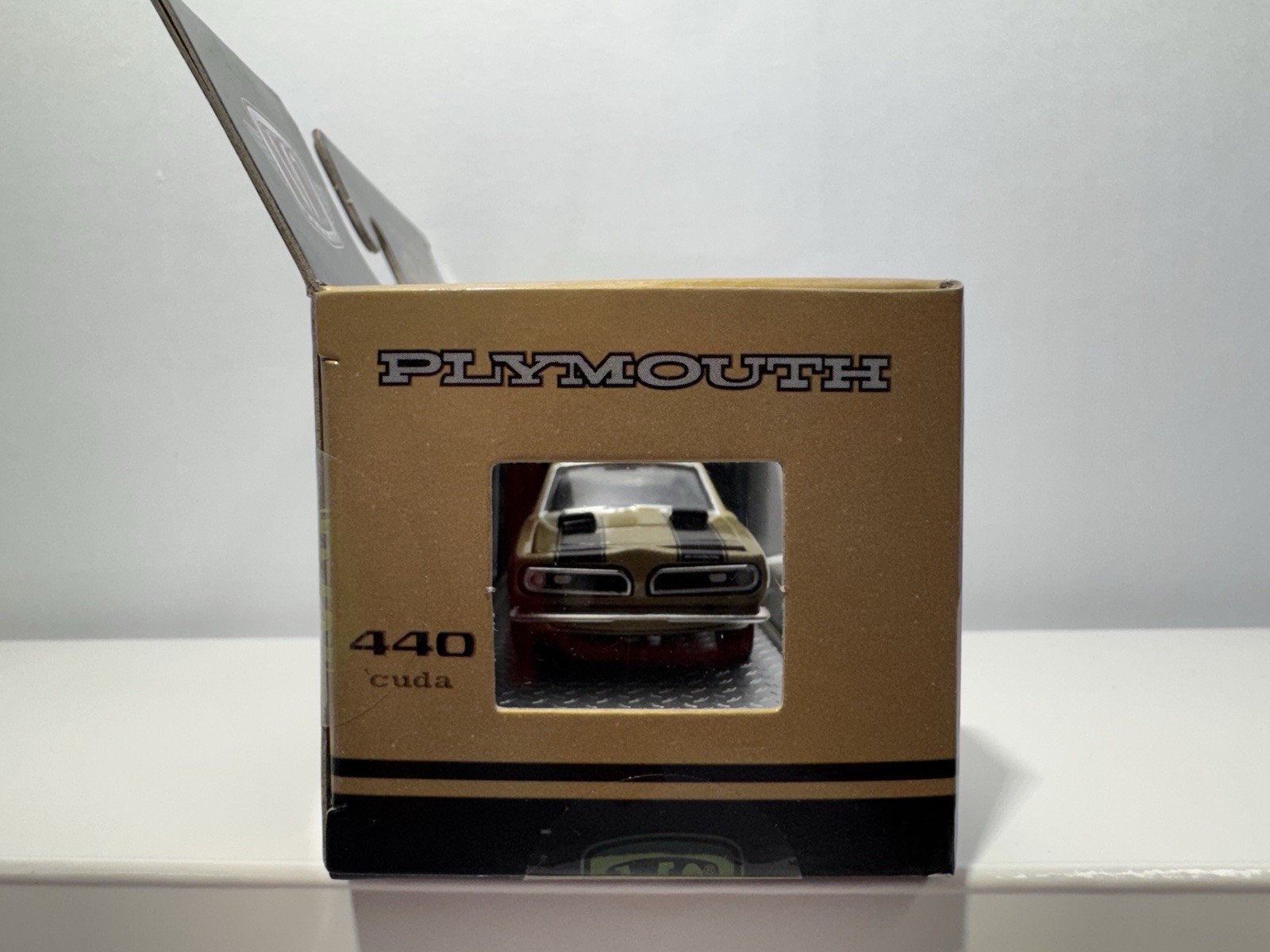 M2 MACHINES 1969 PLYMOUTH BARRACUDA 340 S144 6504 PCS (PR) FREE SHIP