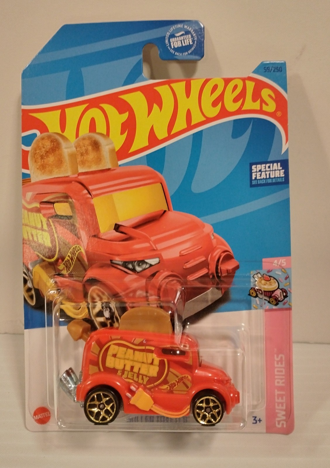 Hot Wheels 2021 59/250 Red Roller Toaster Sweet Rides 4/5 W/ Popping Toast New