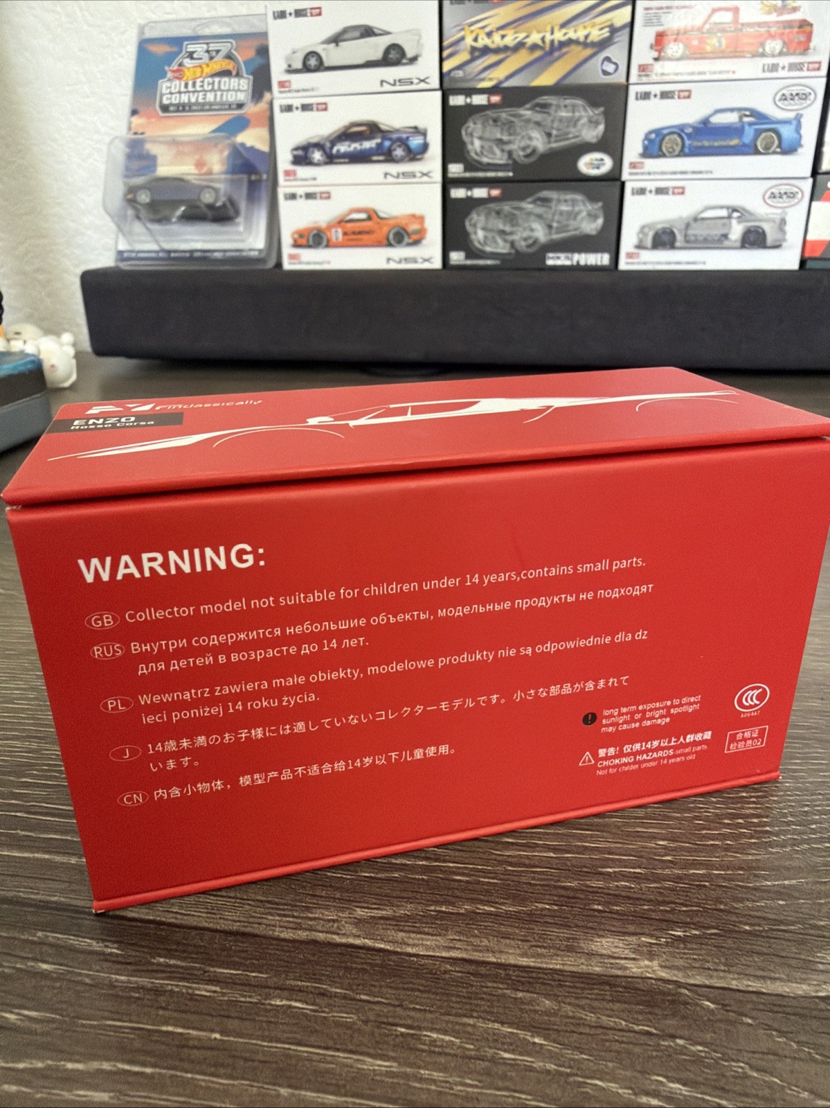 Find Classically 1:64 Ferrari Enzo Rosso Corsa Red W/ Wooden Base & Acrylic