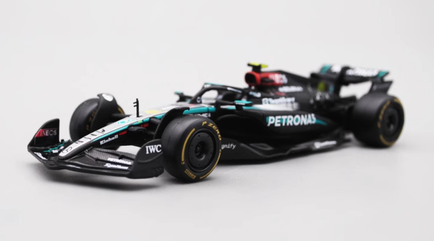 Bburago 1:43 F1 Formula Mercedes AMG W16 W15 Lewis Hamilton Russell Antonelli
