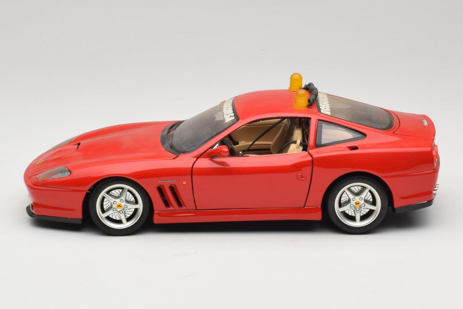 Ferrari 550 Maranello Safety Car Rosso Corsa Red 1:18 Bburago | 3064-P1