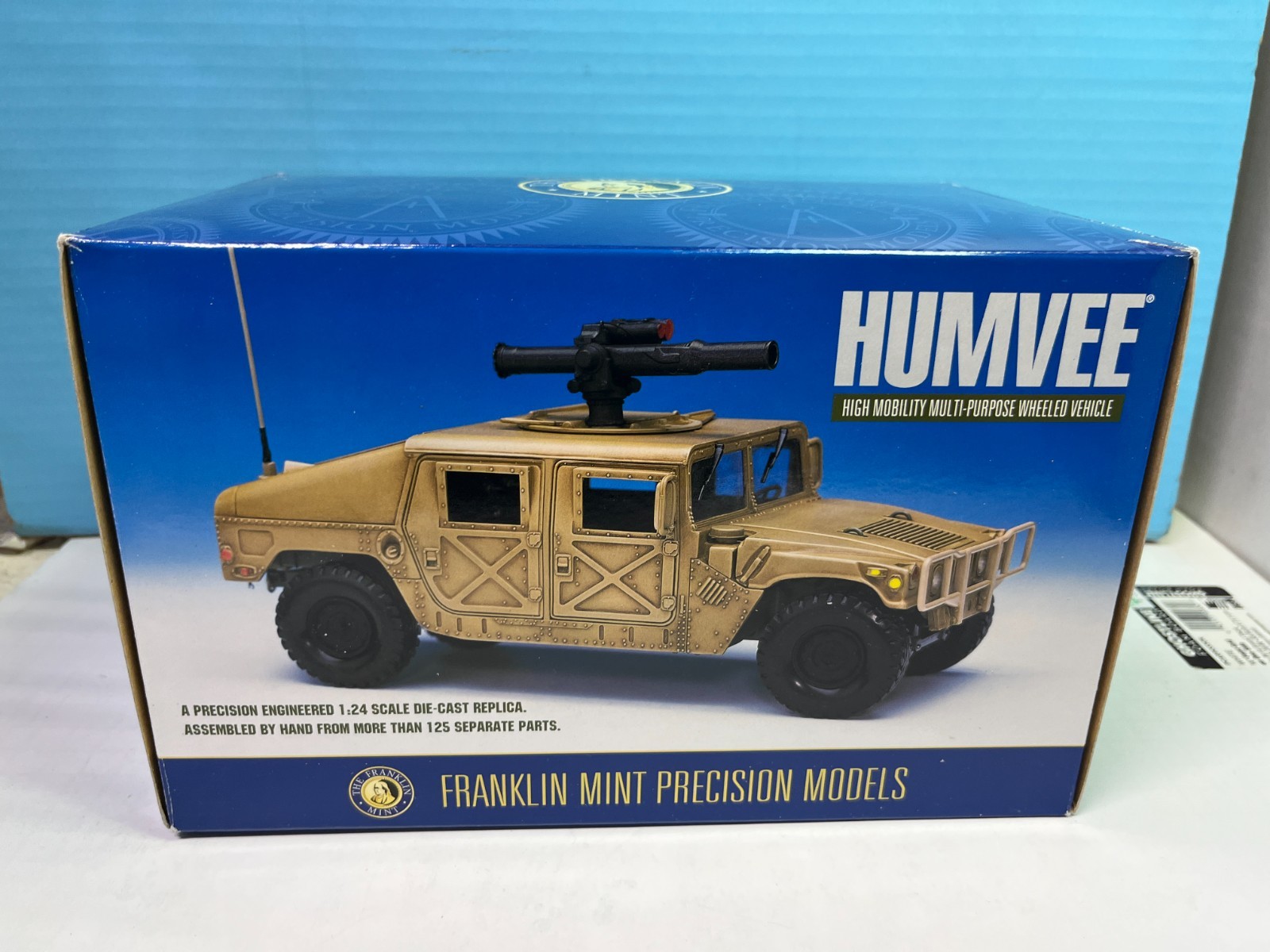 1/24 MILITARY AM GENERAL HUMVEE DESERT CAMO BEIGE BOXES & PAPERWORK READ CO