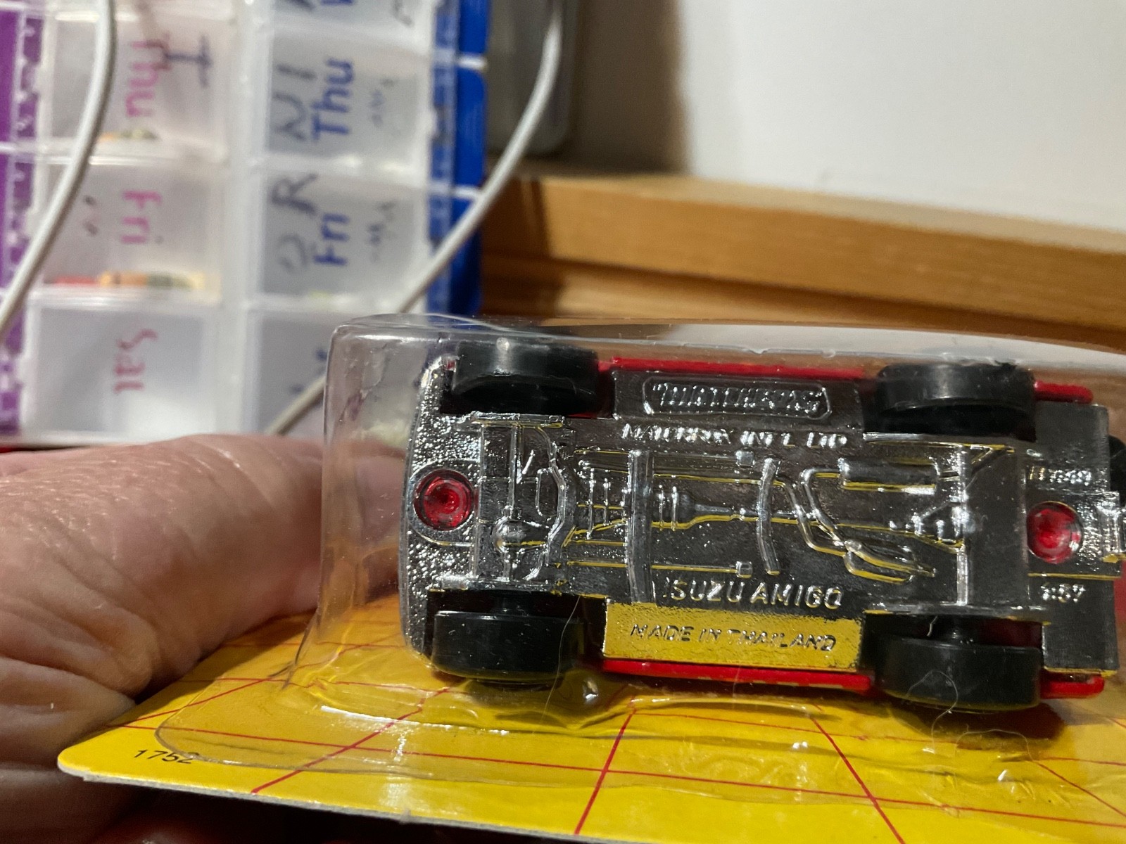 Matchbox 1992 MB 52 Isuzu Amigo new color for 1992 is red