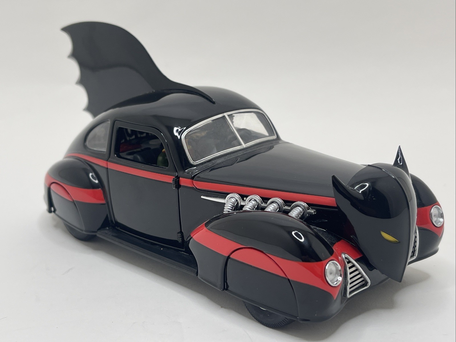 Danbury Mint BATMAN 1940s Comic Book Batmobile 1:24 100% COMPLETE With Box