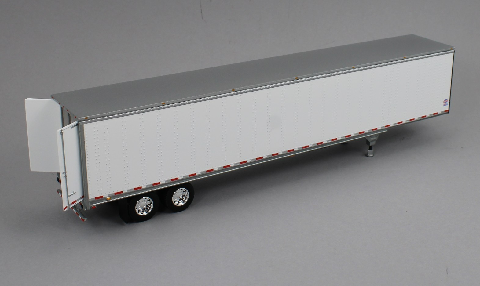 DCP 1:64 *RED* Peterbilt 589 58″ Flattop w/53′ VAN TRAILER *NIB*