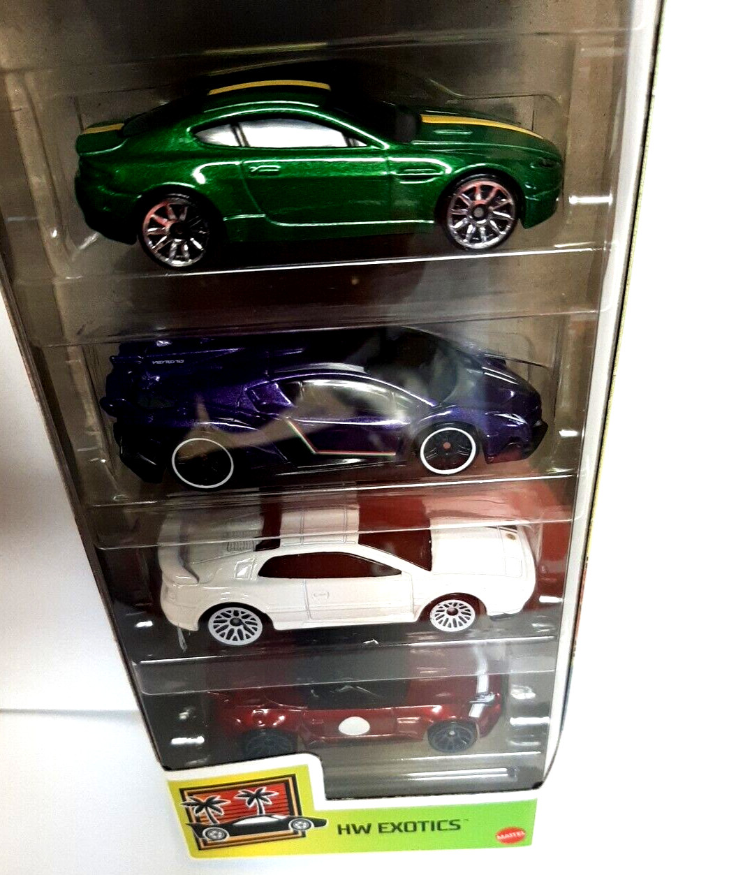 2020 Hot Wheels 5 Pack Bugatti Chiron Lamborghini Lotus Jaguar Aston Martin