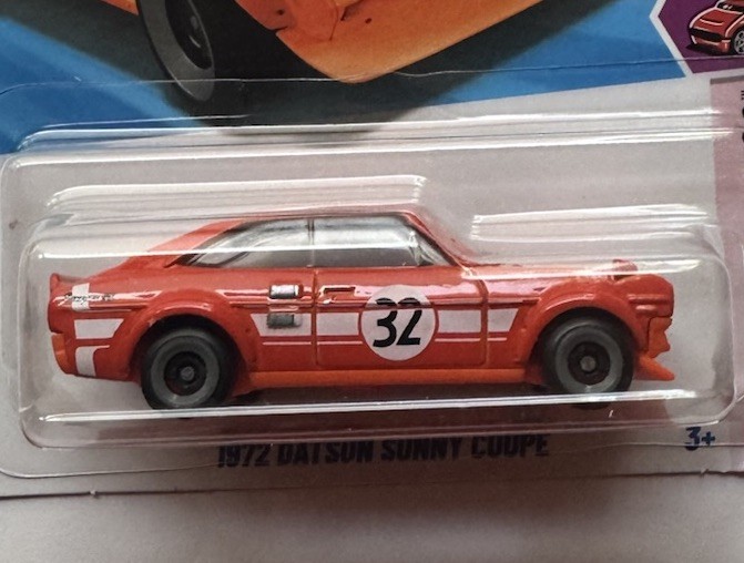 2026 Hot Wheels COMPACT KINGS 10/10 1972 Datsun Sunny Coupe 211/250