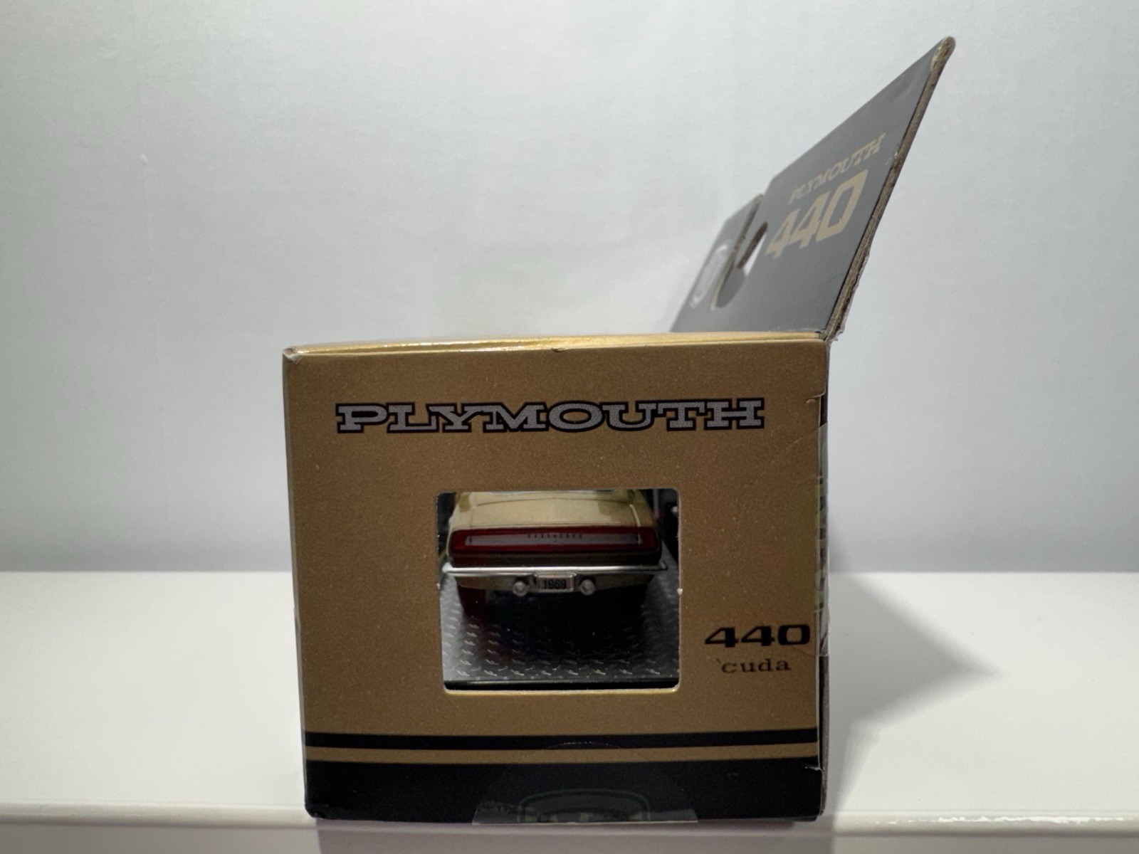 M2 MACHINES 1969 PLYMOUTH BARRACUDA 340 S144 6504 PCS (PR) FREE SHIP