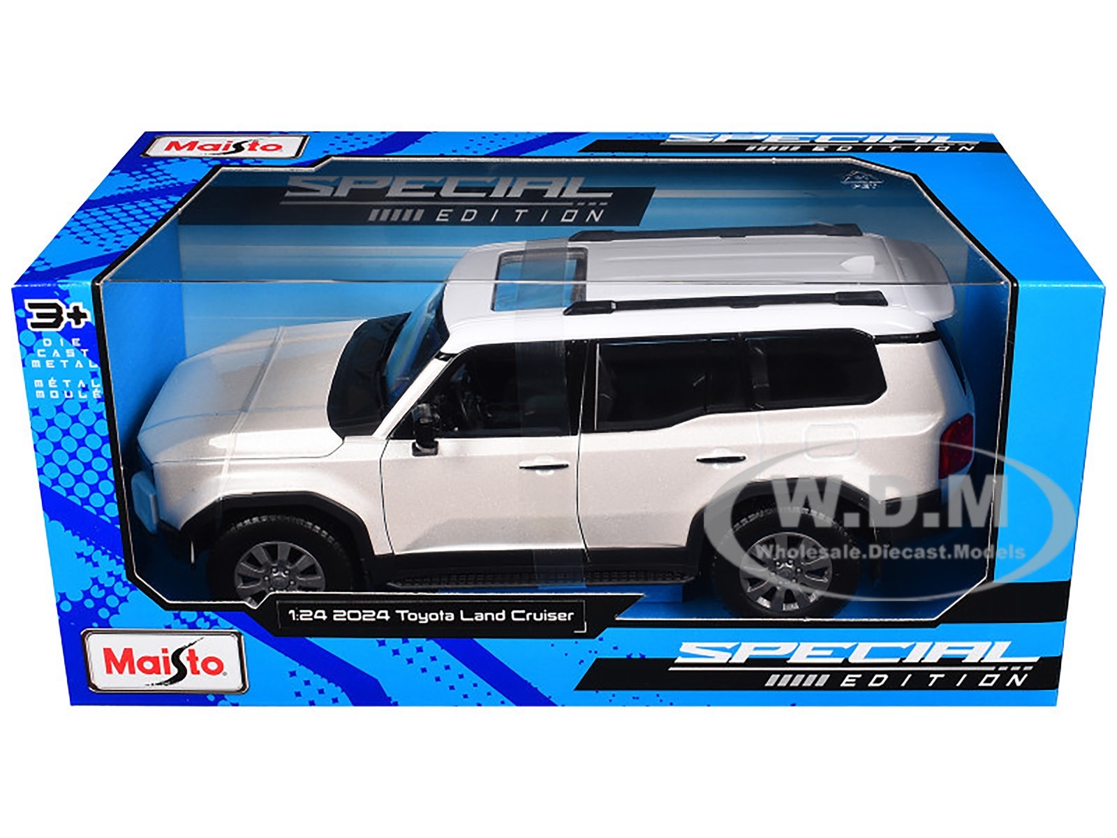 2024 TOYOTA LAND CRUISER PEARL WHITE 1/24 DIECAST MODEL CAR BY MAISTO 32924