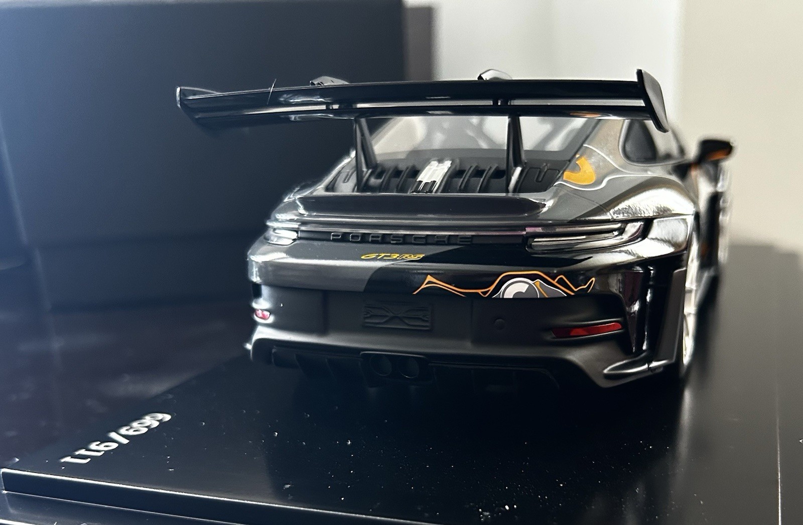 1:18 SPARK PORSCHE 911 GT3 RS 992 BLACK NO BBR D&G MR AMALGAM PEAKO H&H 669/911