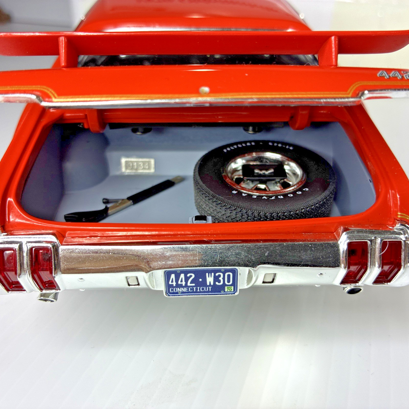 DANBURY MINT / ACME 1970 OLDSMOBILE 442 W30 NEW IN BOX 1:18 NMB. ED. #134 SHARP