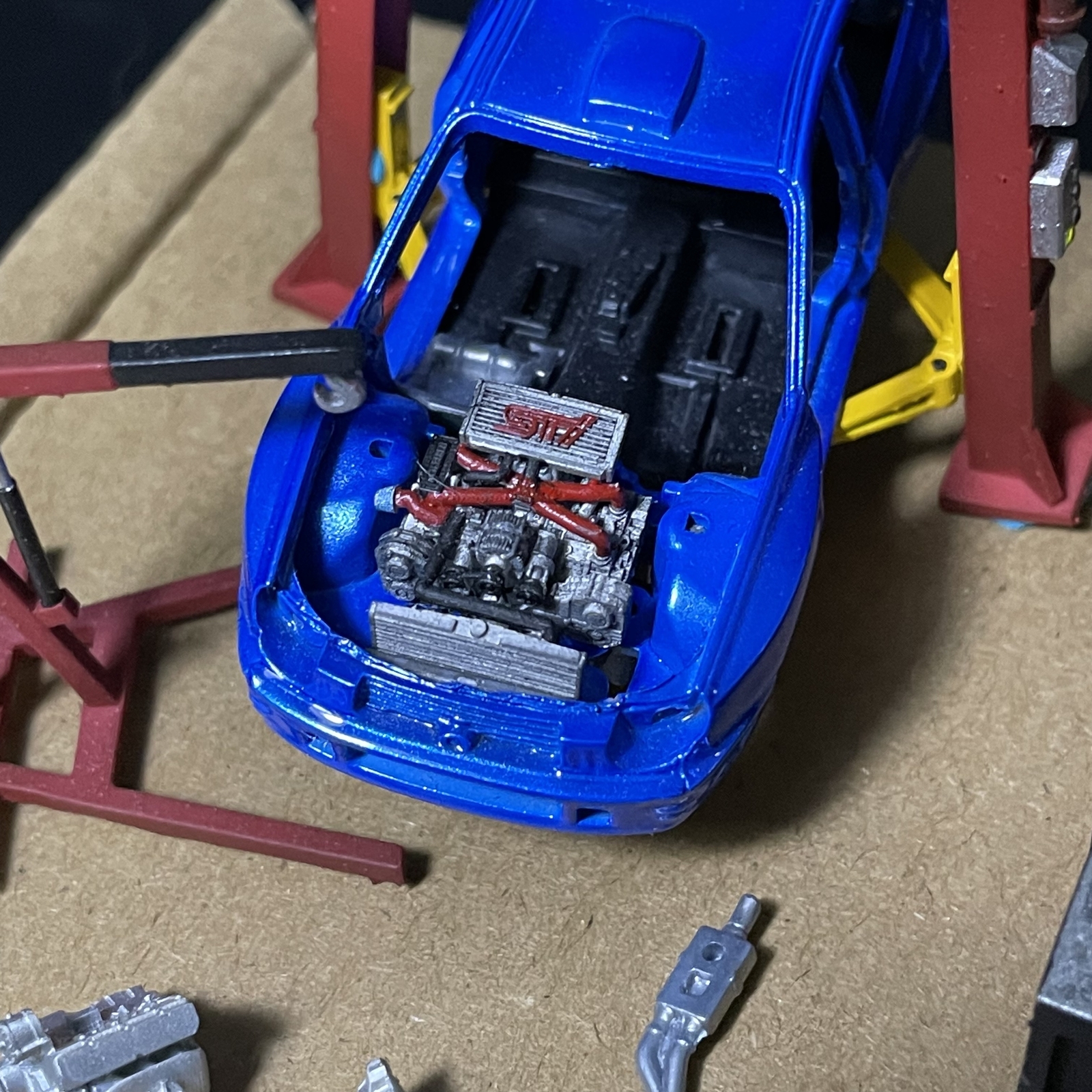 Diorama 1/64 Diecast Car Garage Model Set Repair Workshop Display Accessory Prop
