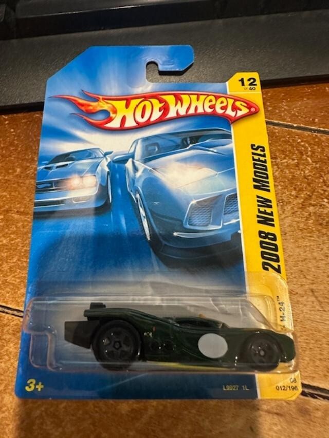2008 Hot Wheels New Models Prototype H-24 #12 Green