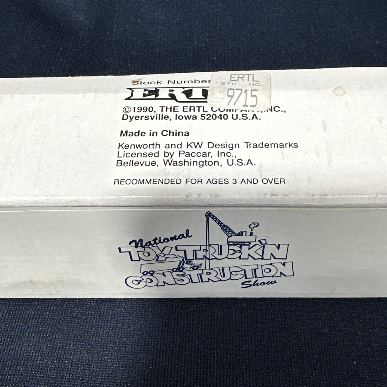 1:64 Ertl Kenworth Midwest Specialized Transportation Lowboy/John Deere 690c NIB