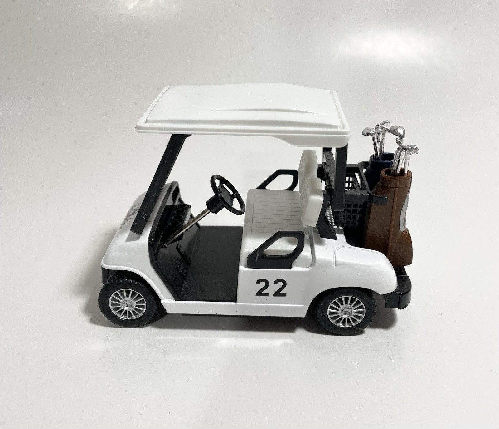 Kinsfun White Golf Cart 4.5” Die Cast Metal Model Pullback Action