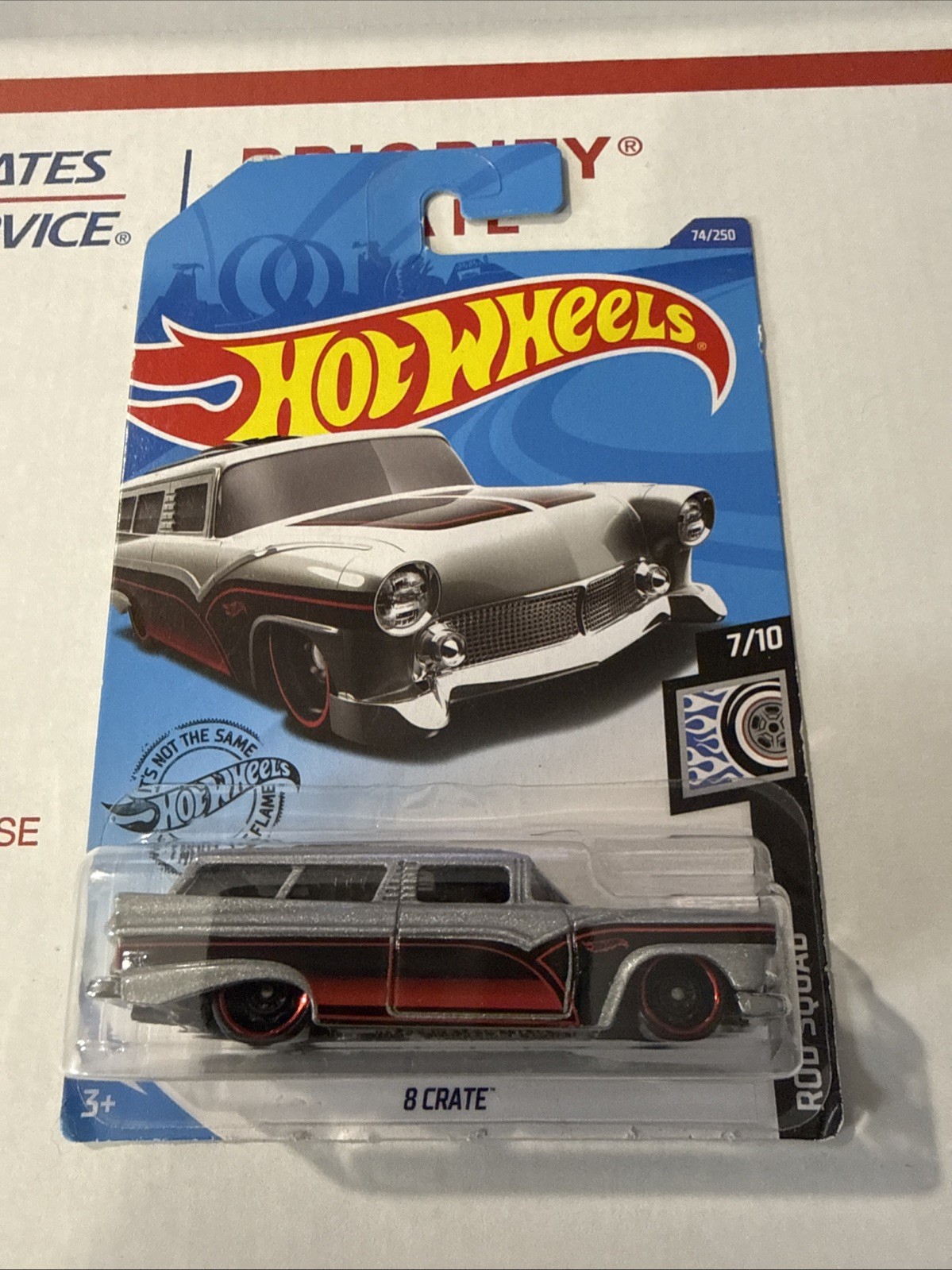 Hot Wheels 8 Crate Rod Squad Ford 1:64 Silver Black Red C7