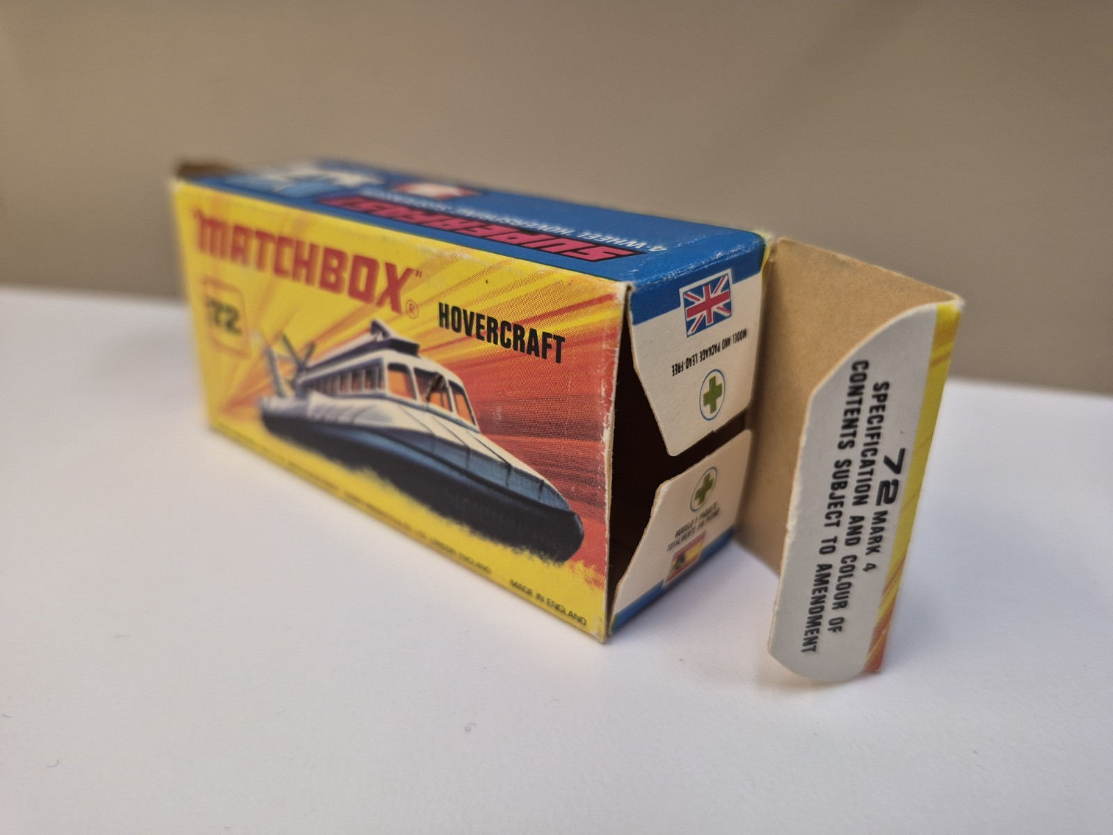 Vintage Lesney Matchbox Superfast #72 SRN6 HOVERCRAFT Diecast with Original Box.