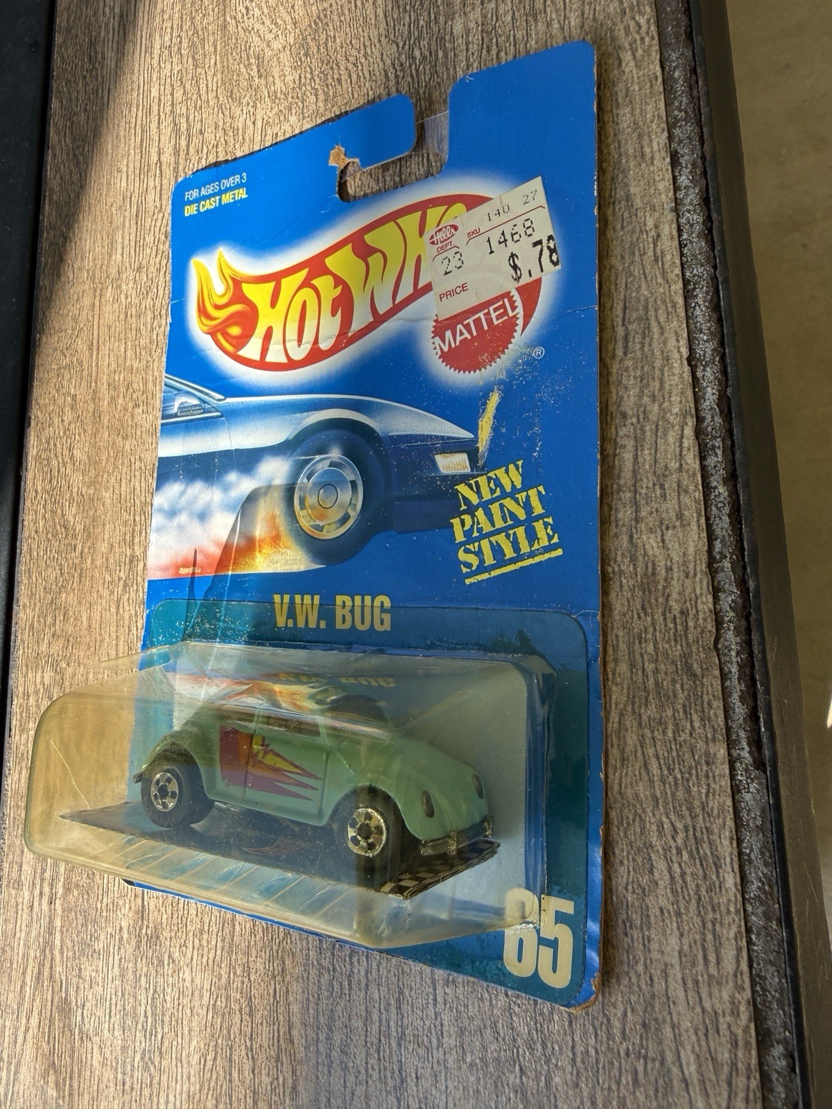 🔥1:64 Scale Hot Wheels V.W. Bug Blue Card #65 Diecast Toy Car Vintage🔥