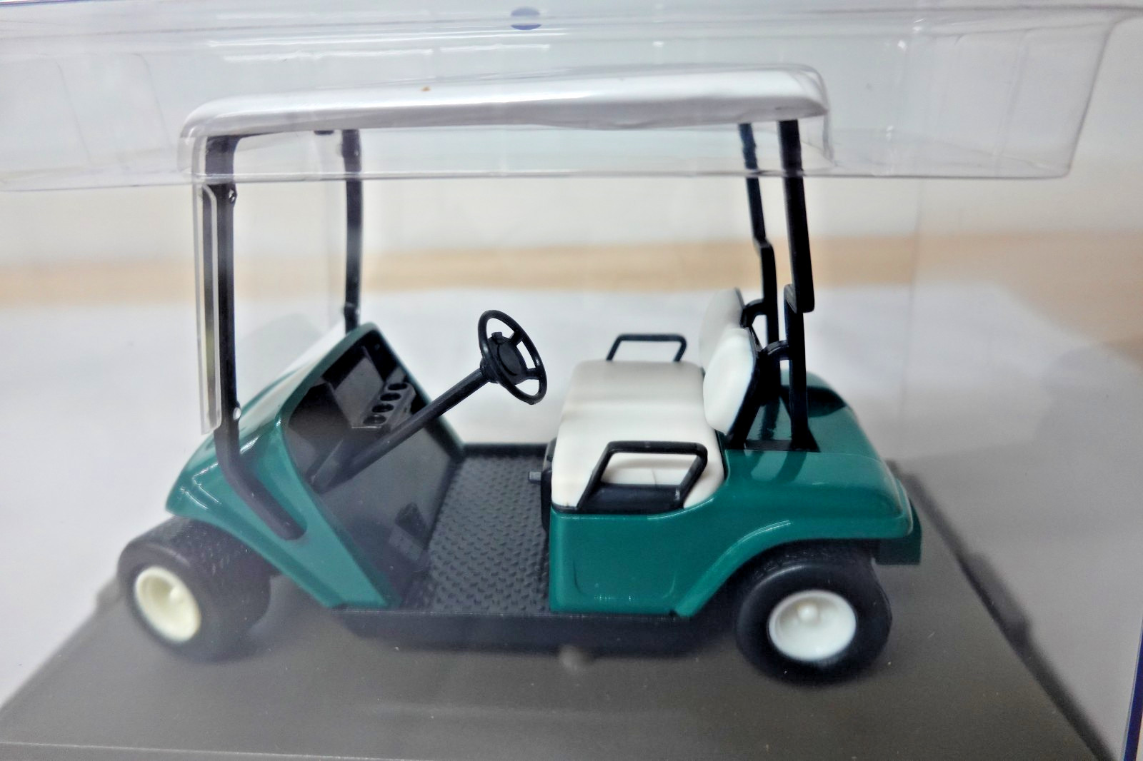 GMP 6101 Golf Cart Bank 1:16 Scale