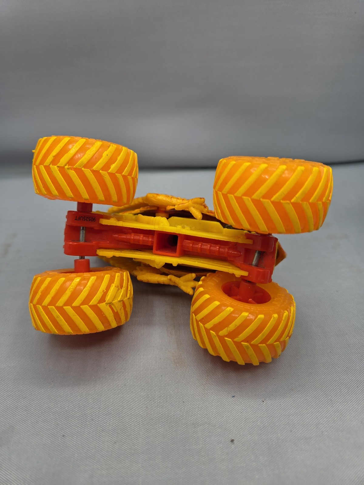 Hot Wheels Spin Master 1:64 Wildfire Monster Jam Truck Fire Ice Special Edition
