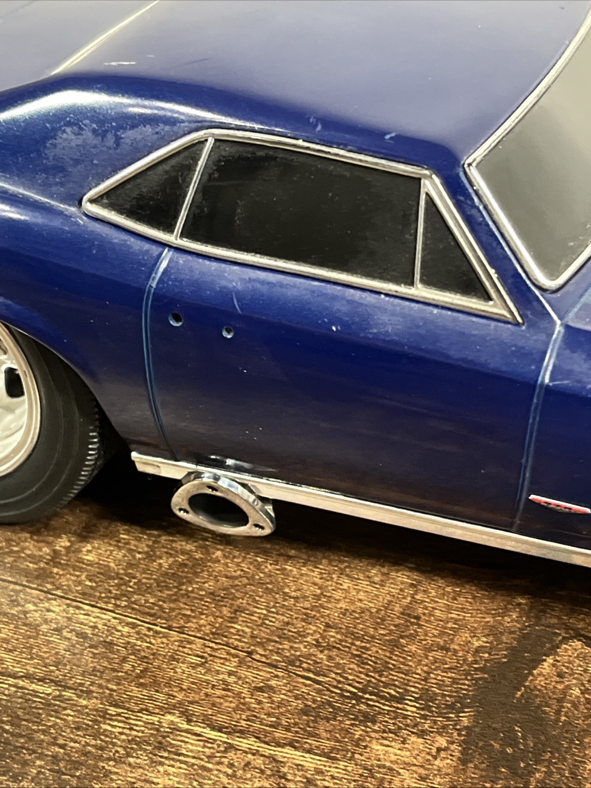 Rare Muscle Machines Dark Blue 1966 GTO Real 1:18 Scale With Stand