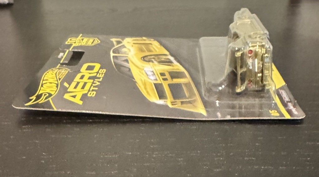 Hot Wheels Car Culture Aero Styles LB-ER34 Nissan Skyline Chase 0/5 in Protector