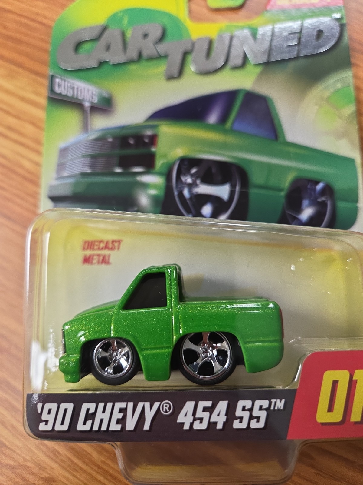 MGA Entertainment 2025 Car Tuned Customs ’90 Chevy 454 SS #01 Green Series 4