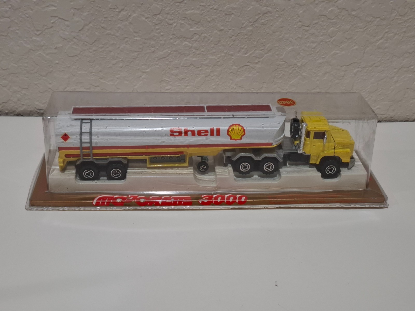 VINTAGE MAJORETTE 3000 SHELL PETROL TANKER SCANIA MADE IN FRANCE