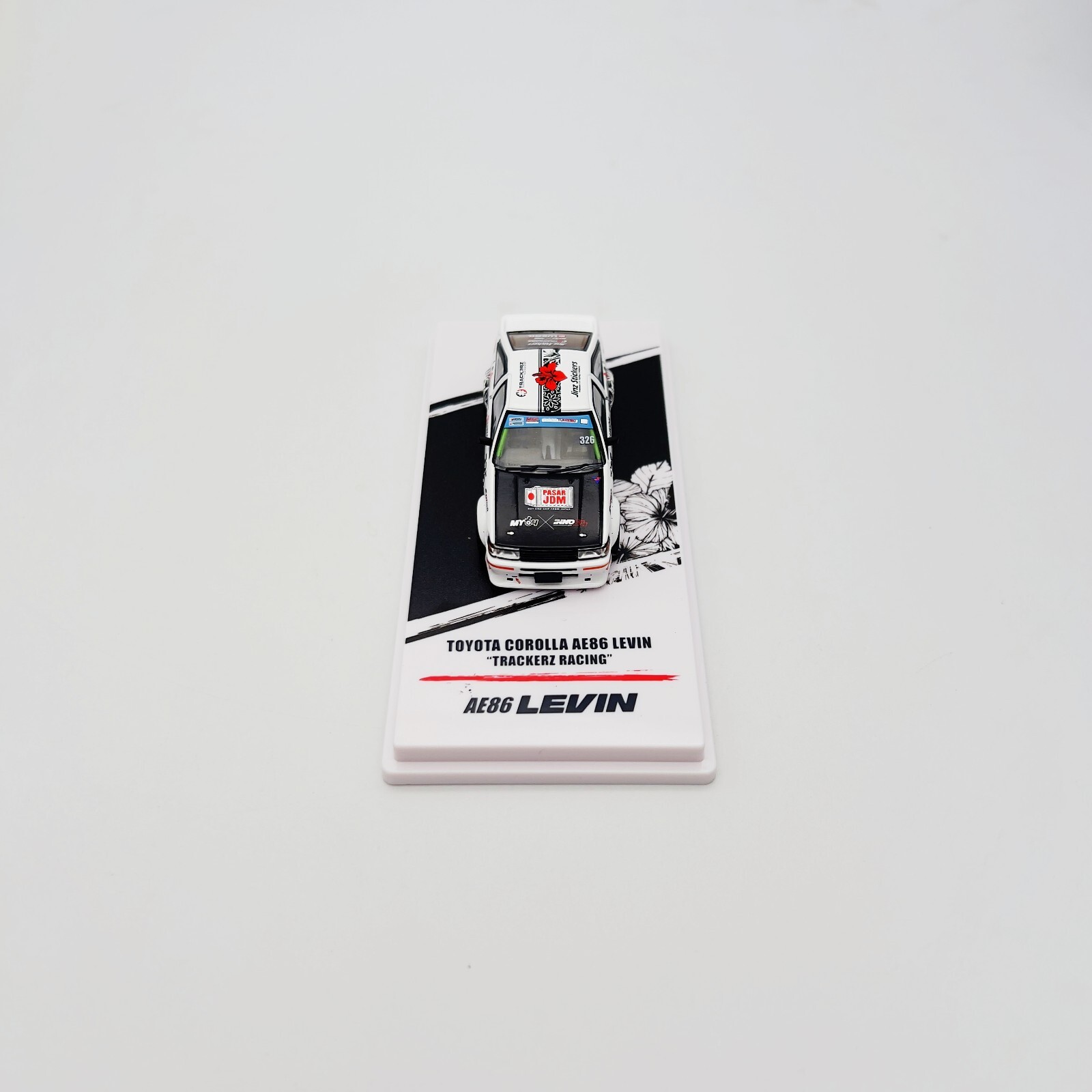 INNO64 1:64 Toyota Corolla AE86 Lievin “Trackerz Racing” Malaysia Exclusives