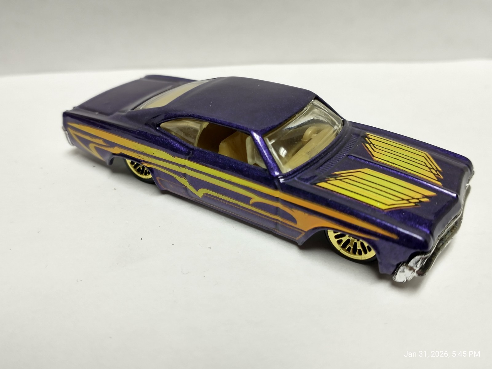 Nice Lot of 7 Older Hot Wheels 6 in Near to mint Condition Bone Shakers Lincoln