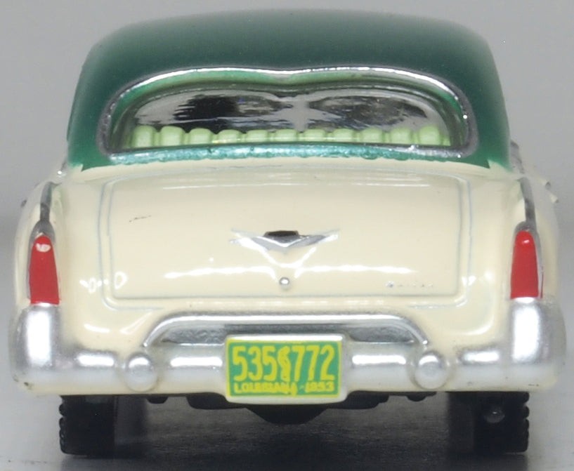 NEW RELEASE OXFORD Diecast 1/87 1953 Kaiser Manhattan 4dr. 87KM53001 Ivory/Grn