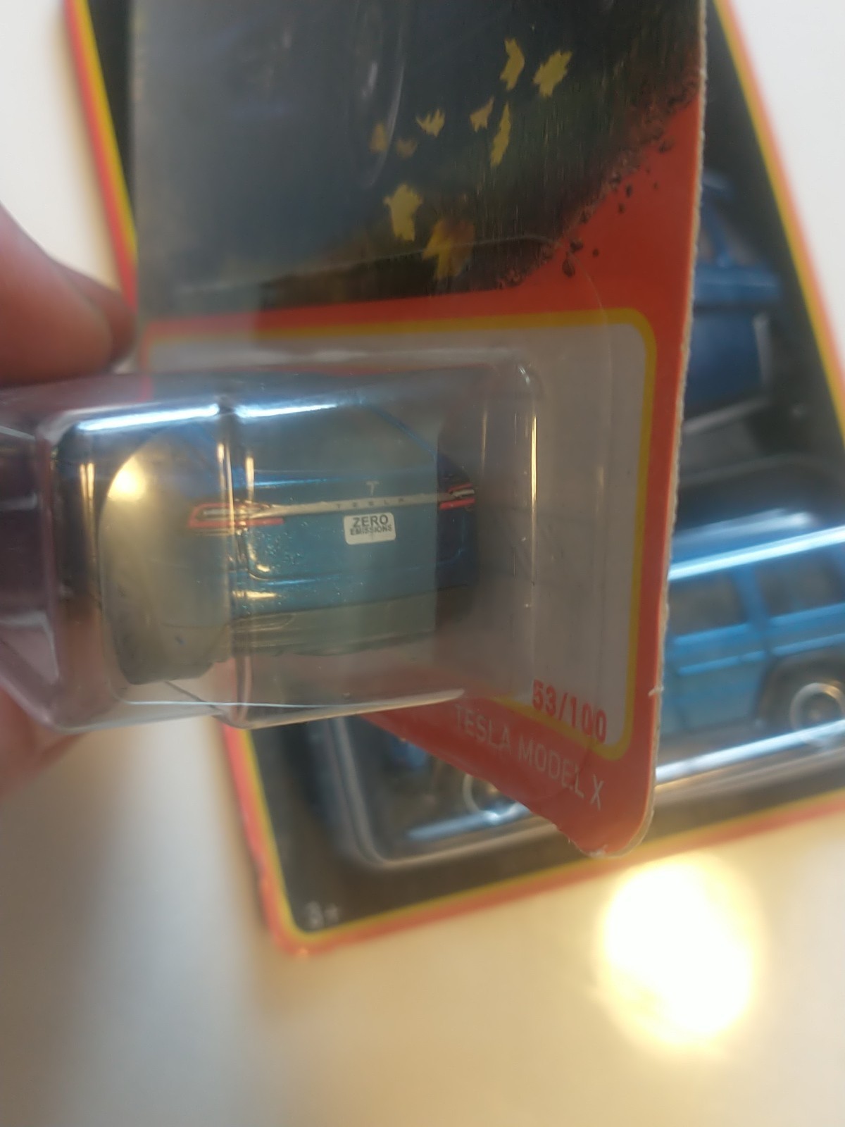 53/100 MATCHBOX EV TESLA MODEL X METALLIC BLUE Mercedes Benz G 500