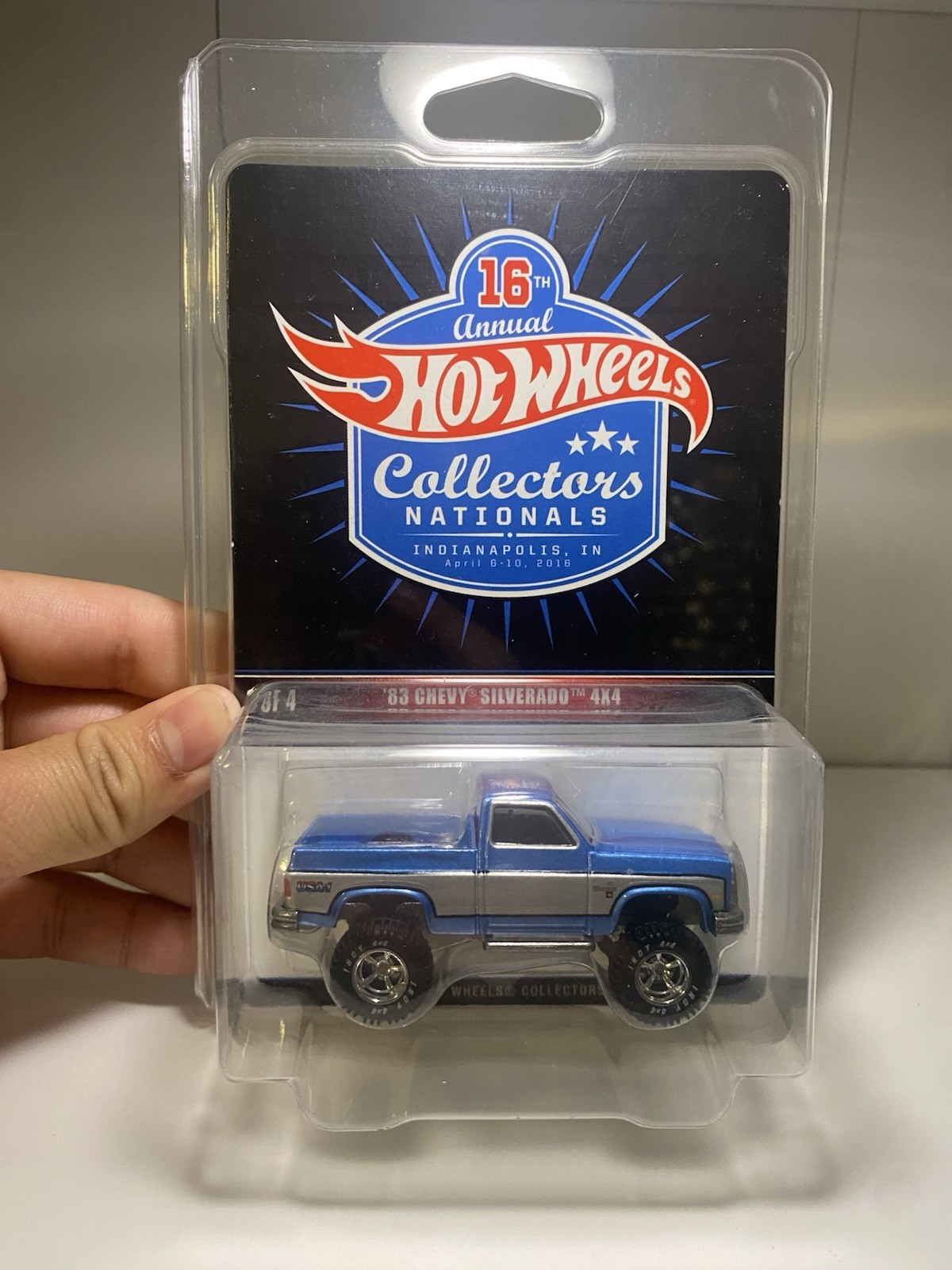 Hot Wheels 16th Annual Collectors Nationals 83 Chevy Silverado 4×4 # 0035/2000