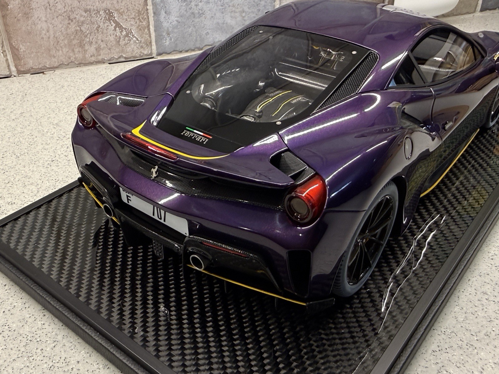 1/12 BBR1213DU. Ferrari 488 Pista. Hong Kong Violet. Limited 20 Pieces. 20/20
