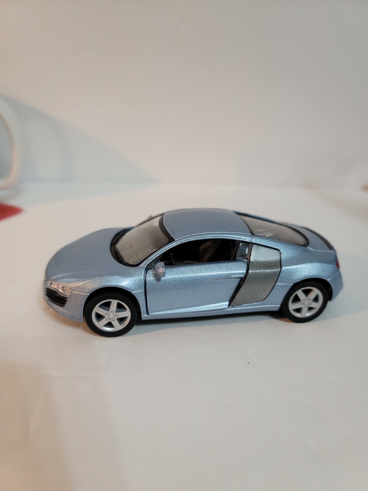Kinsmart 5″ 5315D Audi R8 Diecast Model Toy Car 1:36 – Lt Blue Pull Back