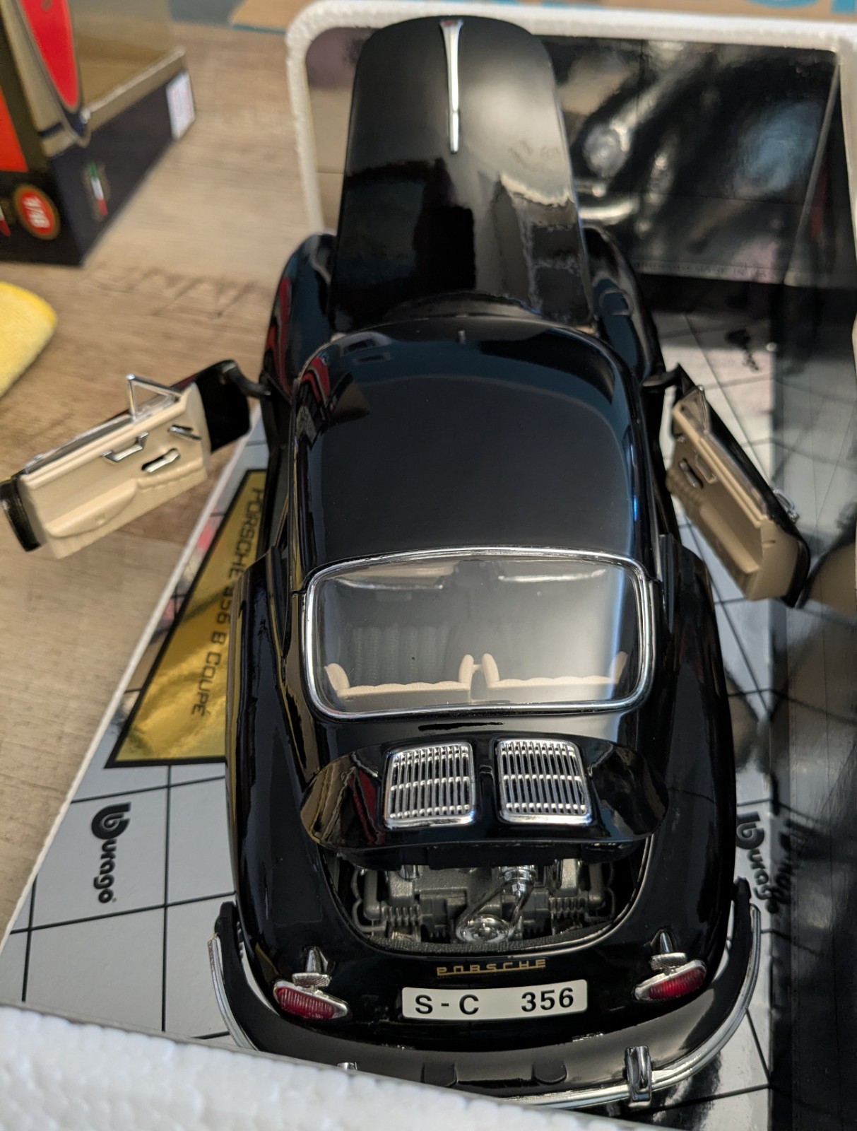 Bburago Porsche 356B Coupe 1961, Black 1/18, COD 3021, Special Collection