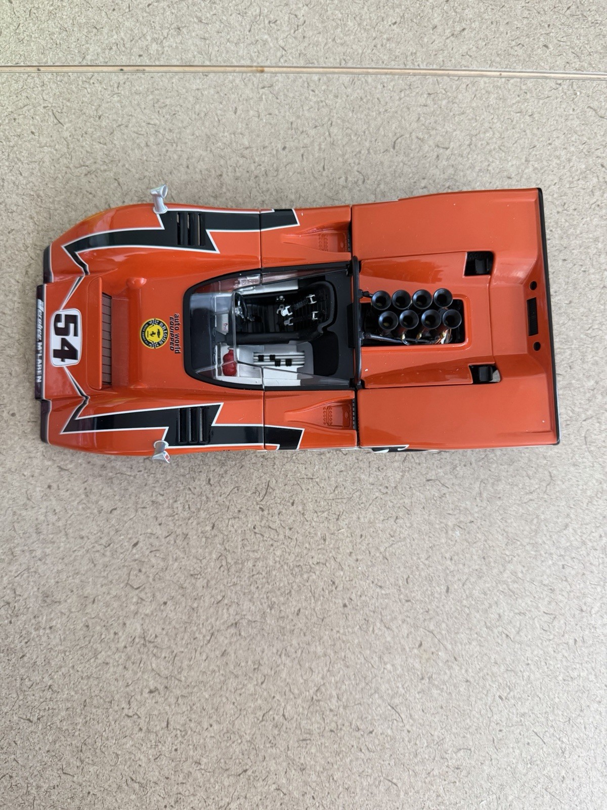 1 18 GMP 1969 McLaren M 8 B Race Car #1 High Wing Can Am