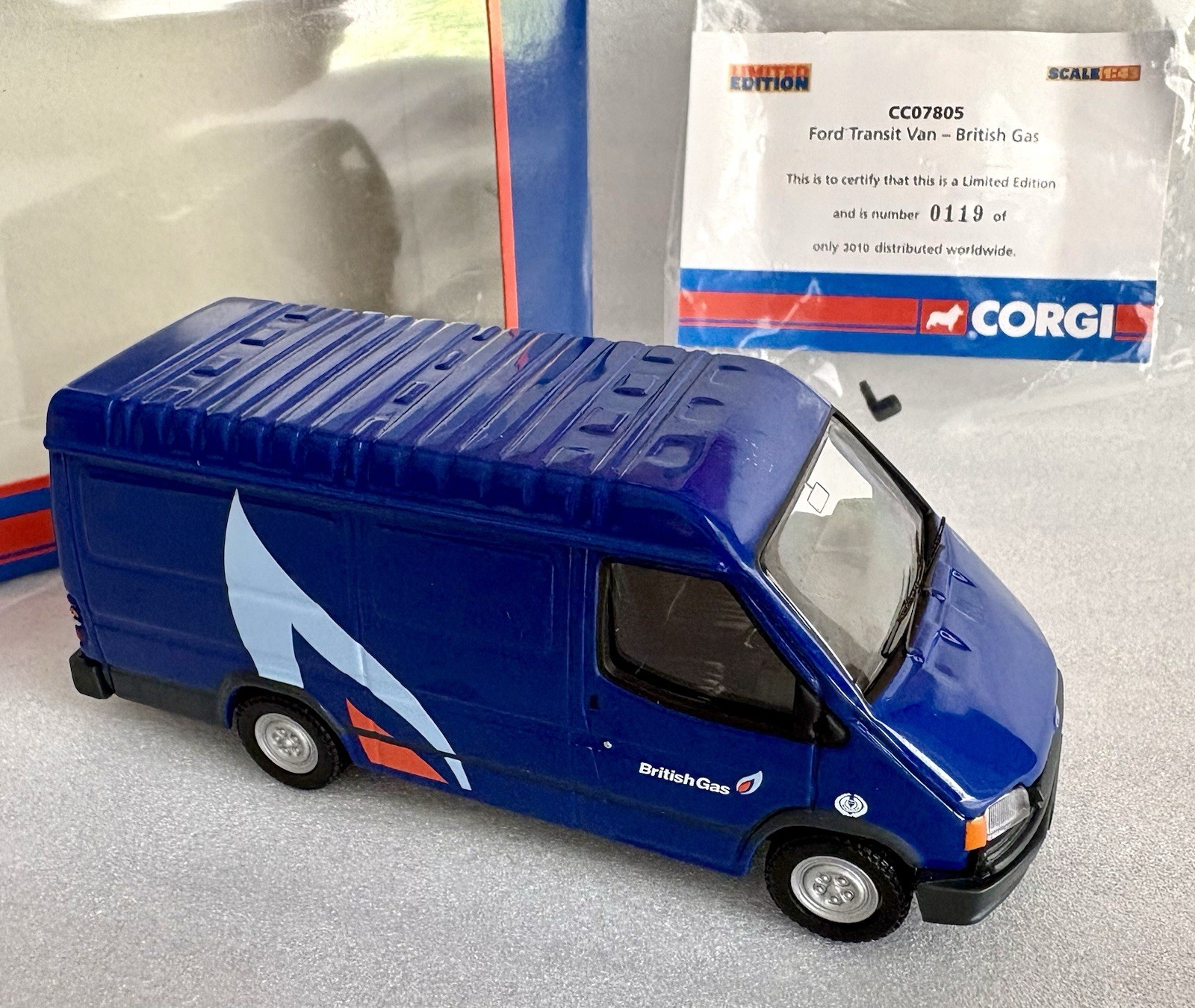 ‘British Gas’ Ford Transit Van – 1:43 Corgi Limited w/ Certificate CC07805 Truck