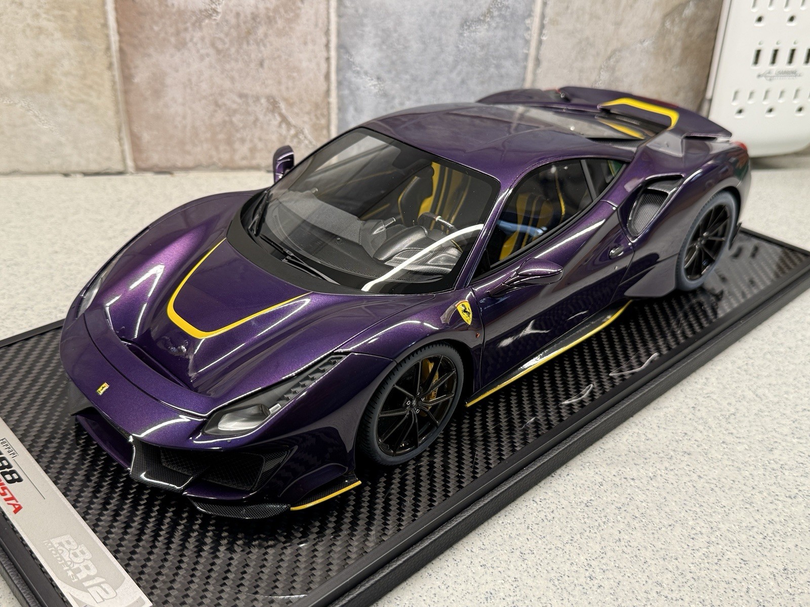 1/12 BBR1213DU. Ferrari 488 Pista. Hong Kong Violet. Limited 20 Pieces. 20/20