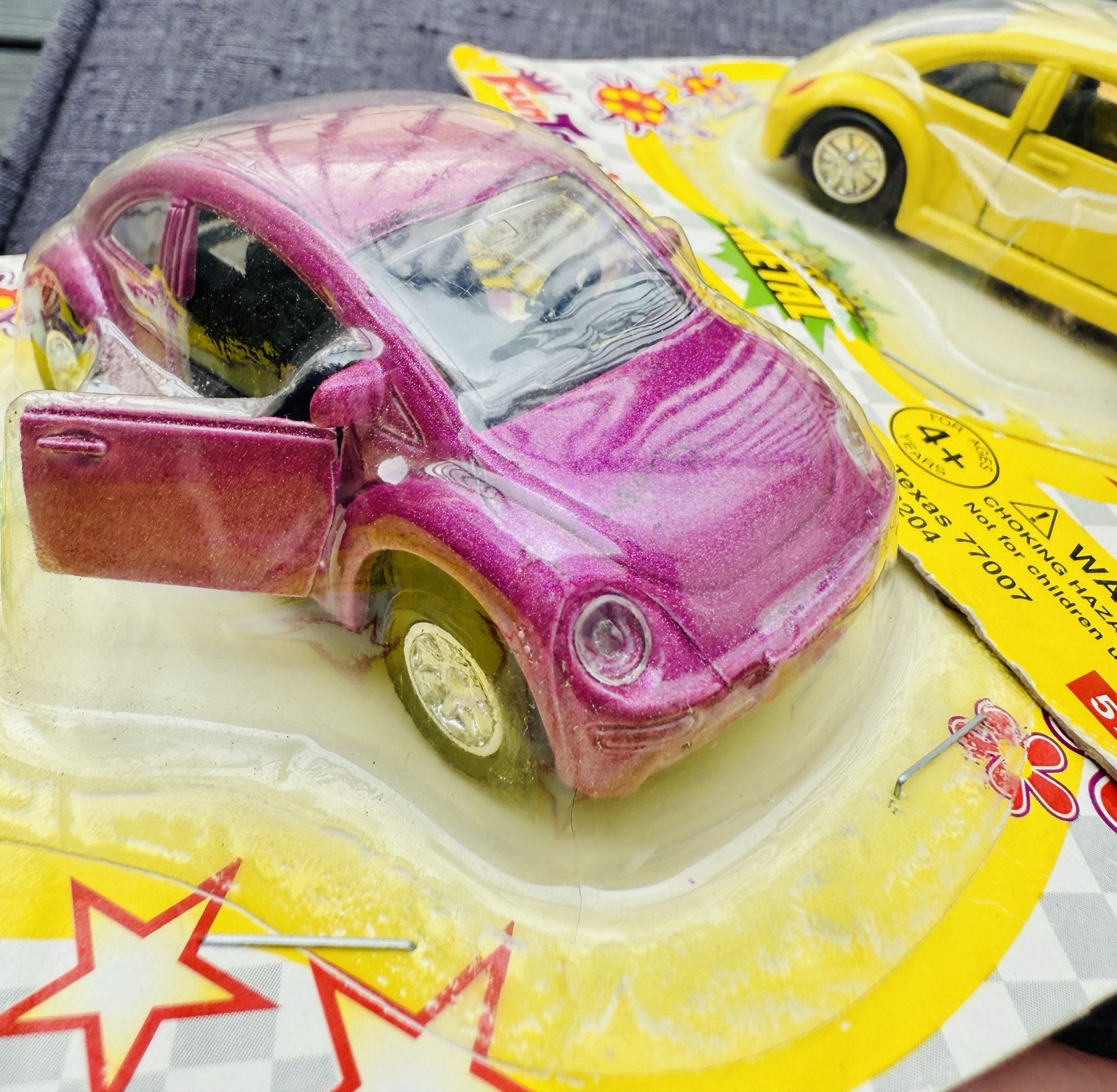 Funtastic Wheel World Friction Powered Volkswagen Beetle Bug Lot of 2 Wind Ups