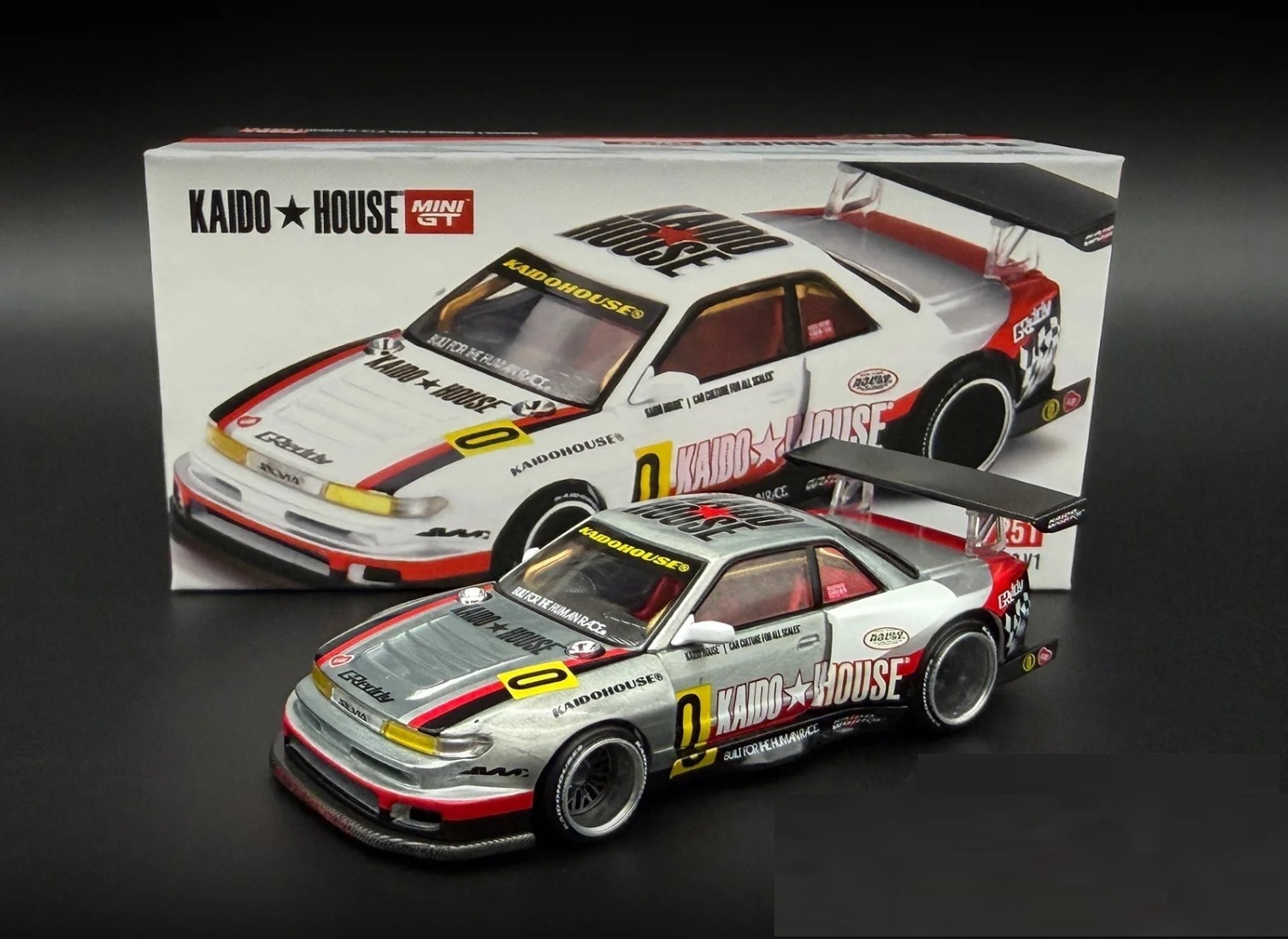 Chase! Kaido House x Mini GT 1:64 Nissan Silvia S13-R Circuit Spec V1 KHMG251