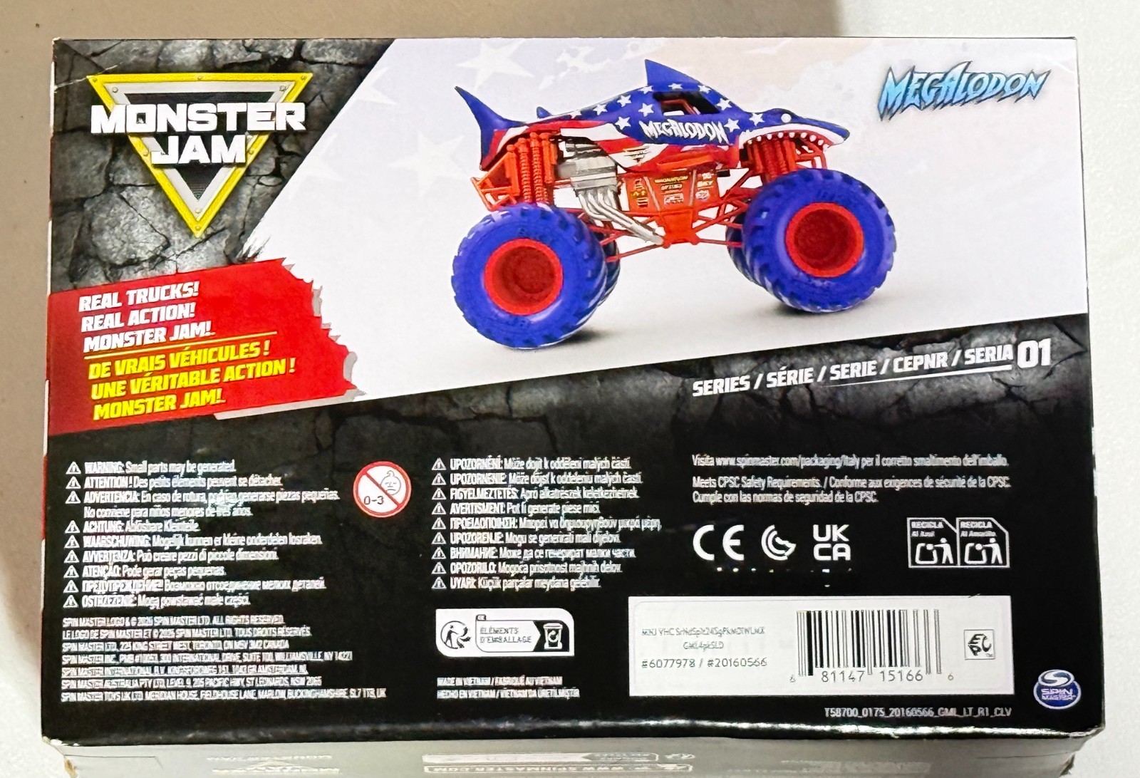 SPIN MASTER MONSTER JAM 1:24 STARS AND STRIPES MEGALODON NEW 🔥FREE SHIPPING🔥
