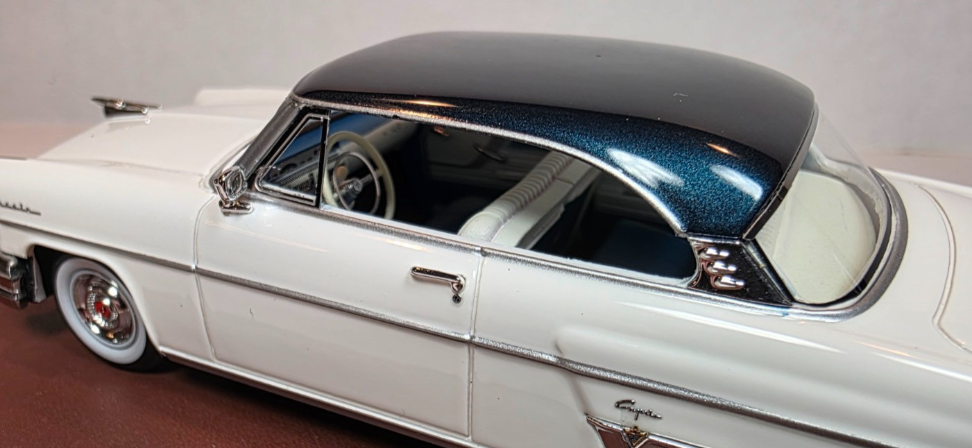 GLM 1:43 1954 Lincoln Capri Special Custom Coupe White/Ambassador Blue 20 PCS!!